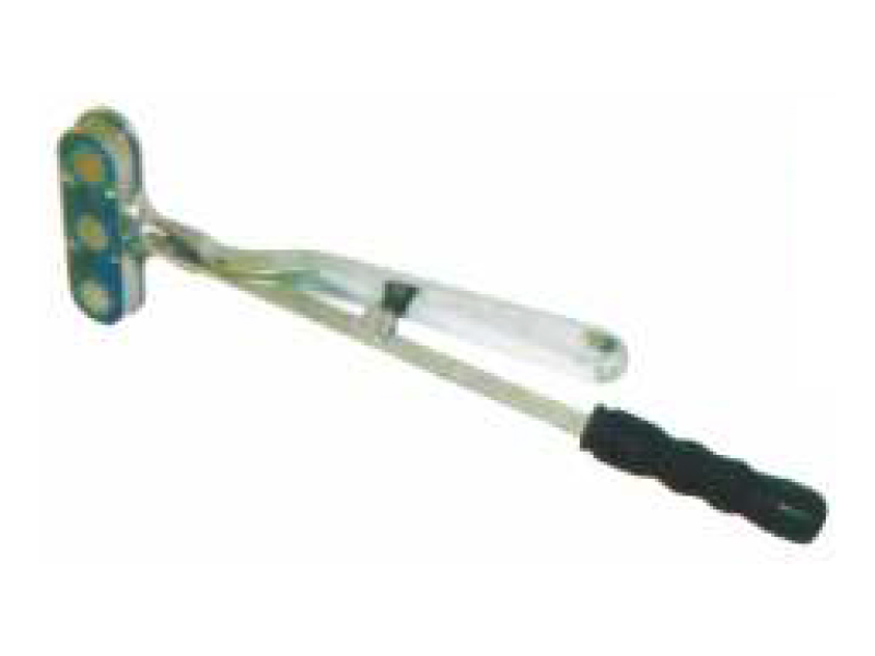 沖床安全器三頭E1型